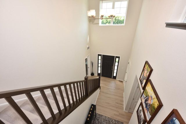 N66W25514 Beaver Creek LANE, Sussex, WI 53089