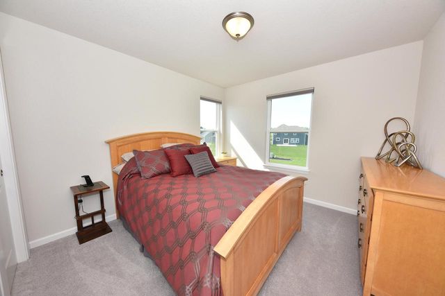 N66W25514 Beaver Creek LANE, Sussex, WI 53089