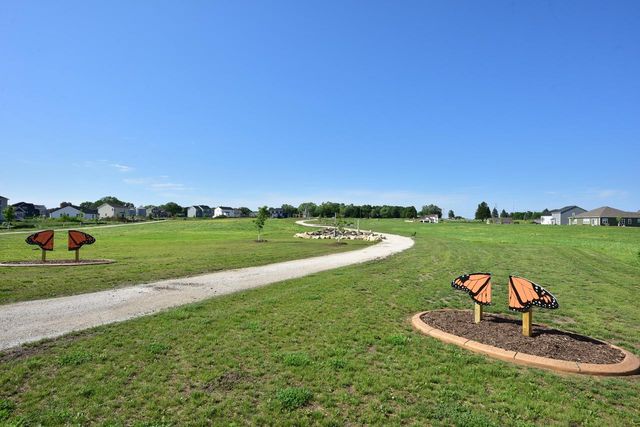 N66W25514 Beaver Creek LANE, Sussex, WI 53089