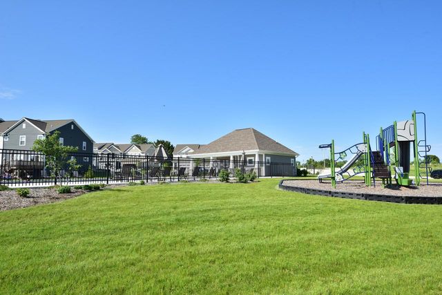 N66W25514 Beaver Creek LANE, Sussex, WI 53089