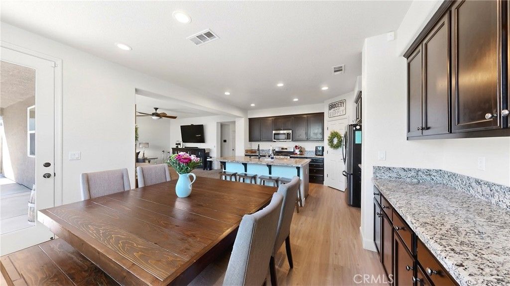 Image 17 of property listing at 1164 Barcelona, Livingston, CA 95334