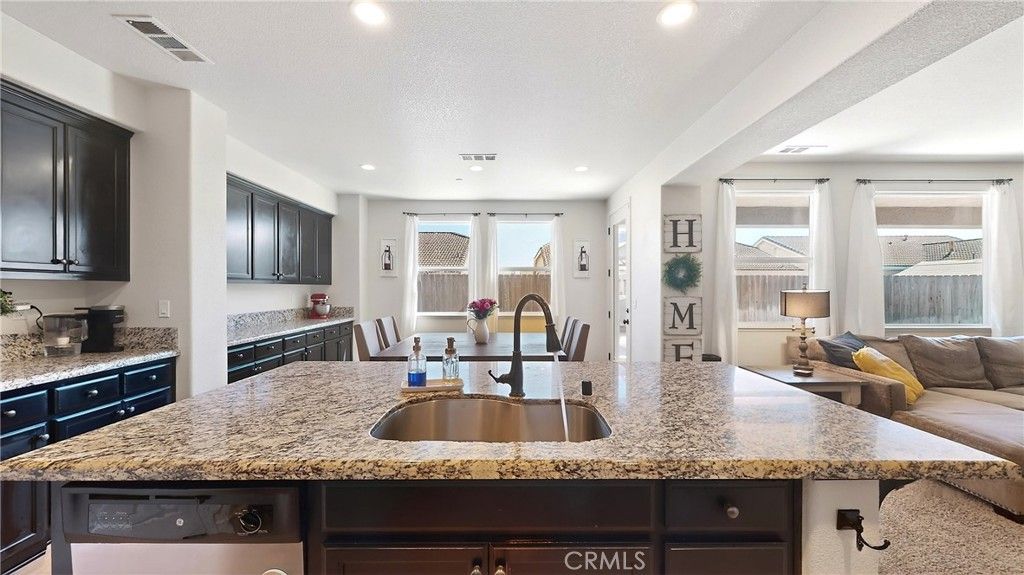 Image 22 of property listing at 1164 Barcelona, Livingston, CA 95334