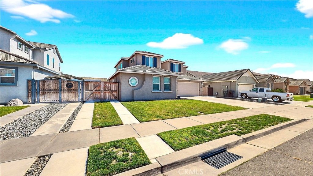 Image 4 of property listing at 1164 Barcelona, Livingston, CA 95334