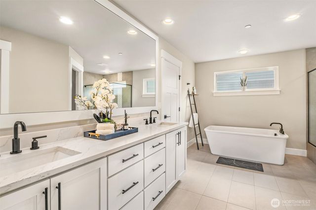 4418 242nd Place SE, Bothell, WA 98021