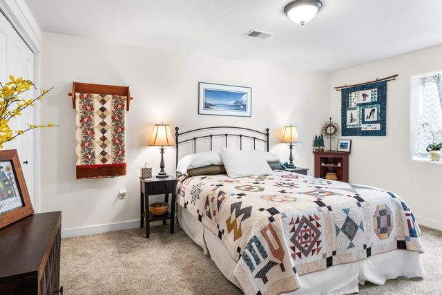 2550 PEPPERTREE PLACE, Plover, WI 54467