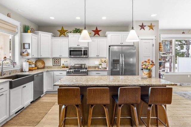 2550 PEPPERTREE PLACE, Plover, WI 54467