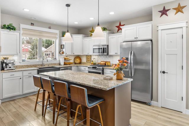 2550 PEPPERTREE PLACE, Plover, WI 54467