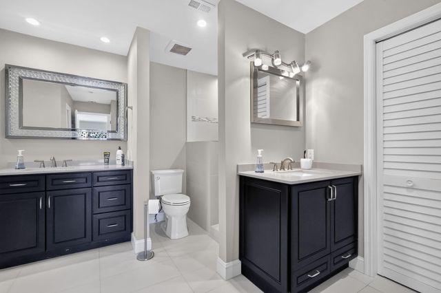 625 LAKEWOODE Circle W, Delray Beach, FL 33445