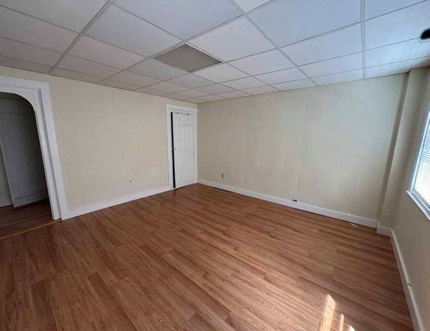 119 Pleasant St, Gloucester, MA 01930