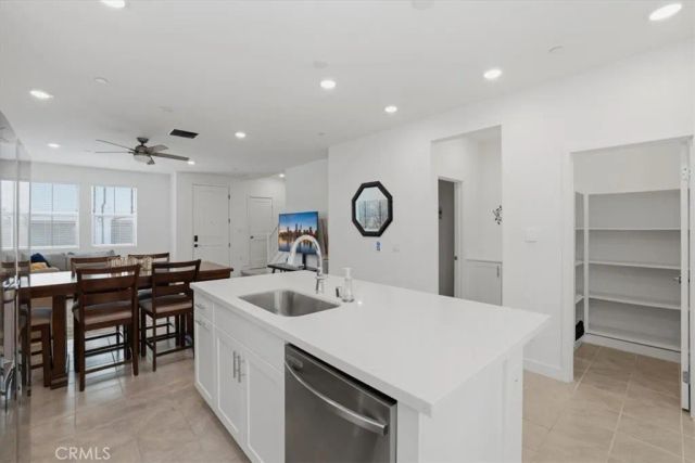 10775 Champions, Cypress, CA 90720