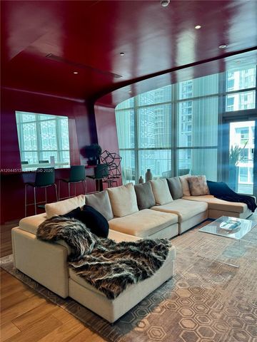 1100 S Miami Ave 2002, Miami, FL 33130