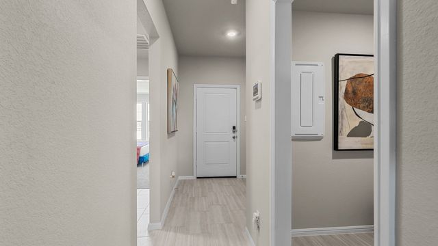 1605 MARSH Street, Cleburne, TX 76033
