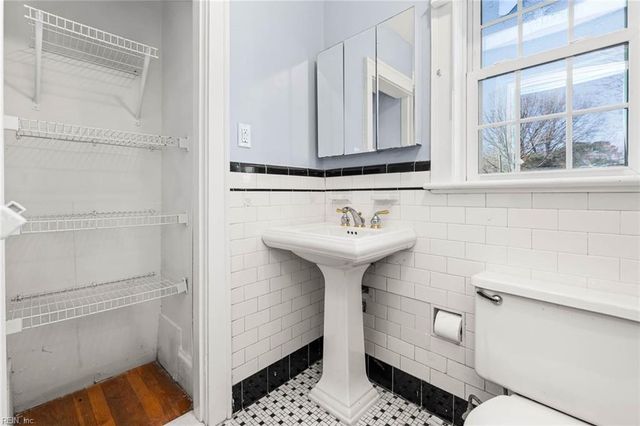 244 Broad ST, Portsmouth, VA 23707