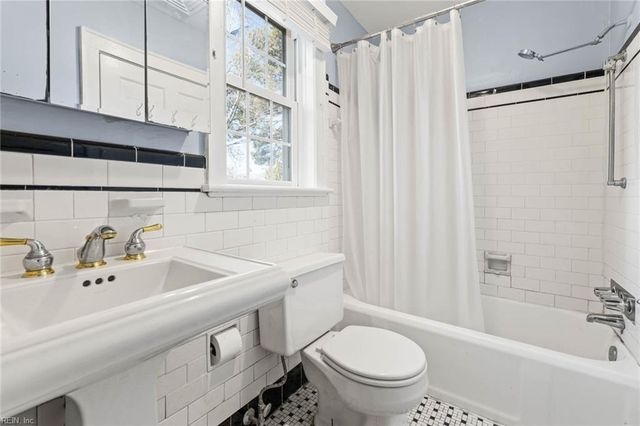 244 Broad ST, Portsmouth, VA 23707