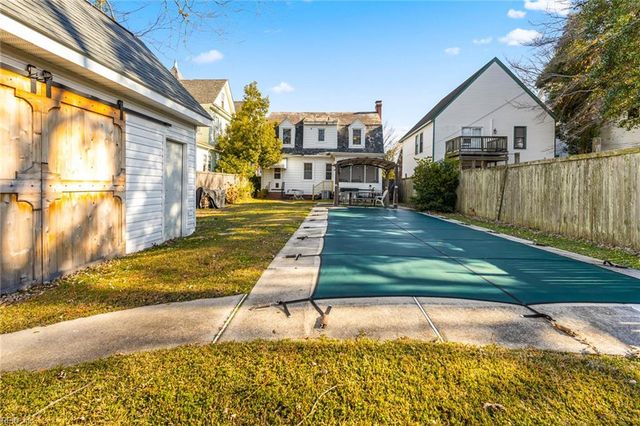 244 Broad ST, Portsmouth, VA 23707