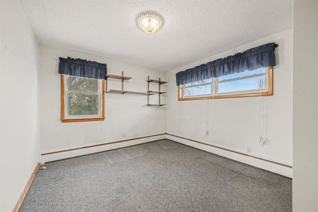 401 2nd Street E, Wanamingo, MN 55983