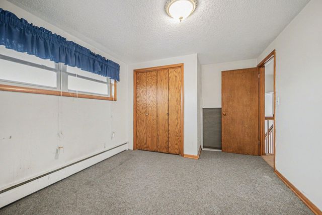 401 2nd Street E, Wanamingo, MN 55983