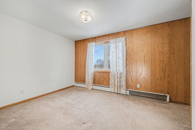 401 2nd Street E, Wanamingo, MN 55983