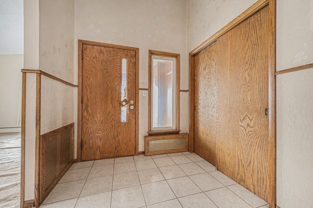 401 2nd Street E, Wanamingo, MN 55983