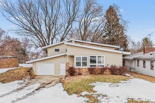 401 2nd Street E, Wanamingo, MN 55983