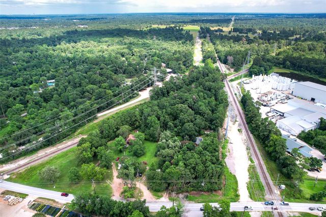 26028 Hardin Store Road, Magnolia, TX 77354