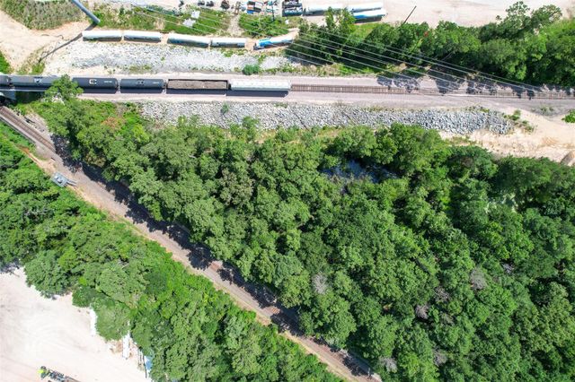 26028 Hardin Store Road, Magnolia, TX 77354