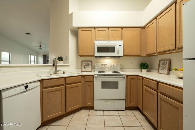 10344 W BURNETT Road, Peoria, AZ 85382