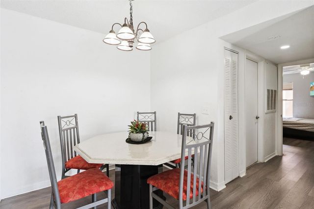 5120 CONROY RD 28, Orlando, FL 32811