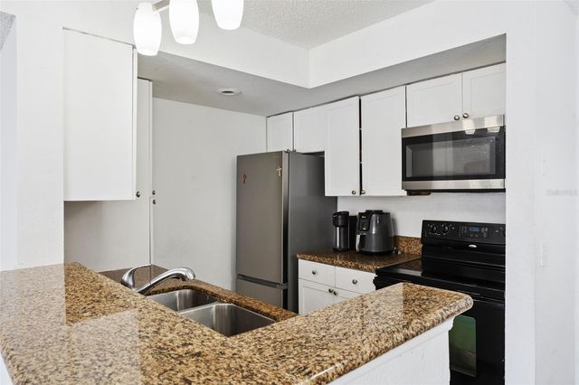 5120 CONROY RD 28, Orlando, FL 32811