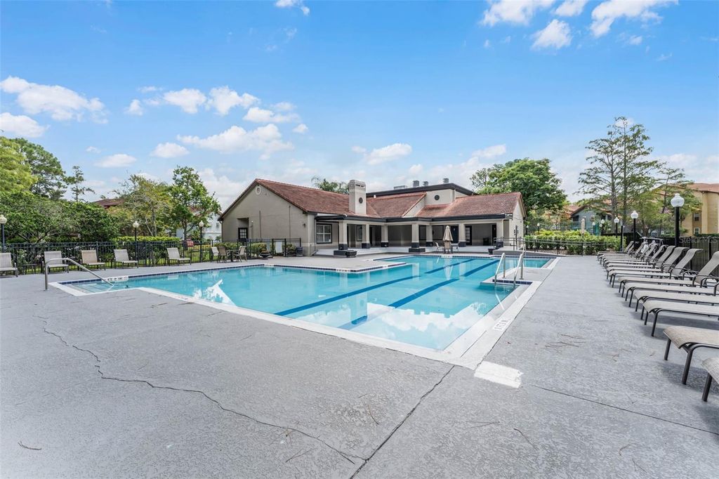 Image 29 of property listing at 5120 CONROY RD 28, Orlando, FL 32811