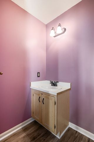 29 Arland Dr, Southbridge, MA 01550