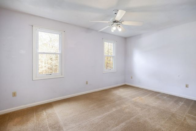 29 Arland Dr, Southbridge, MA 01550