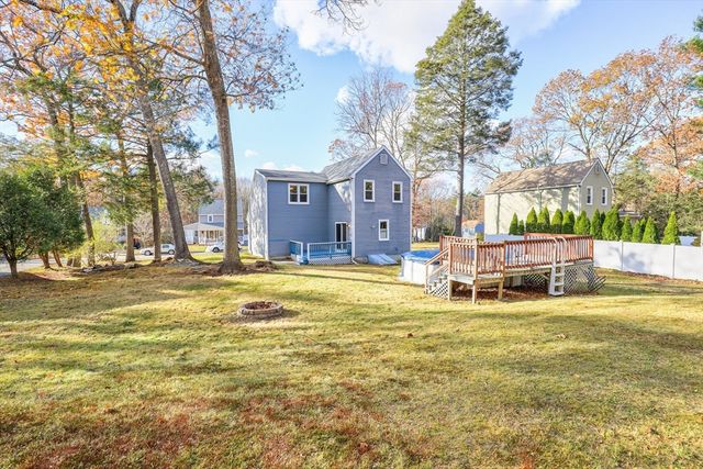29 Arland Dr, Southbridge, MA 01550