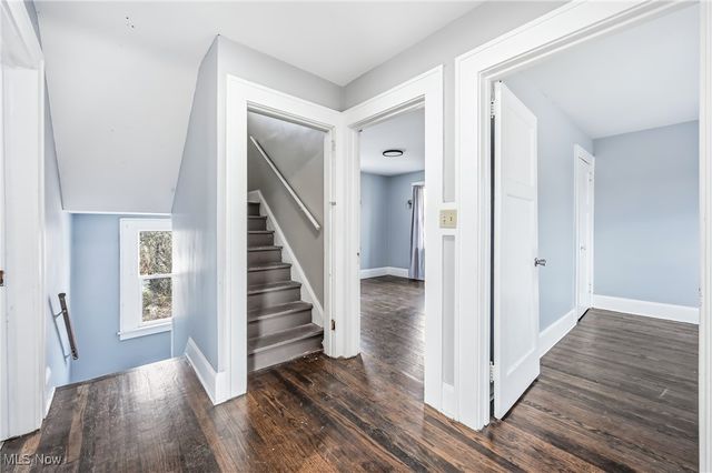 2260 Coronado Avenue, Youngstown, OH 44504