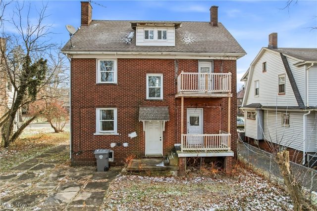 2260 Coronado Avenue, Youngstown, OH 44504