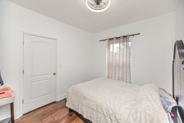 4829 S CHAMPLAIN Avenue, Chicago, IL 60615