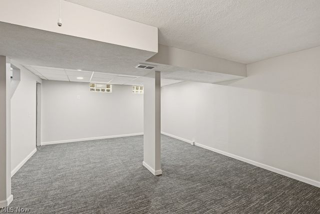 1762 Underwood Street, Cuyahoga Falls, OH 44221