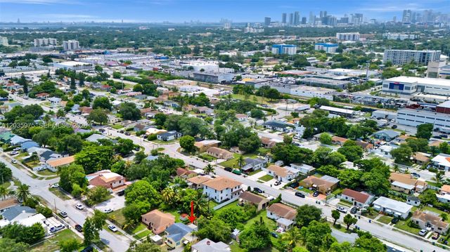 1042 NW 76th St, Miami, FL 33150