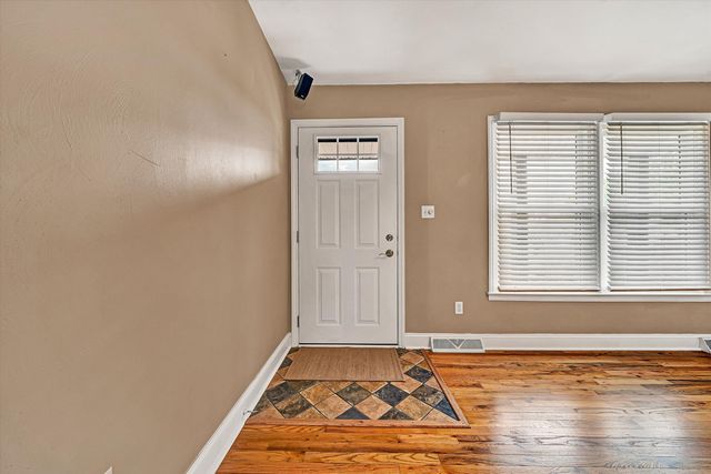 5050 Stewartsville RD, Moneta, VA 24121