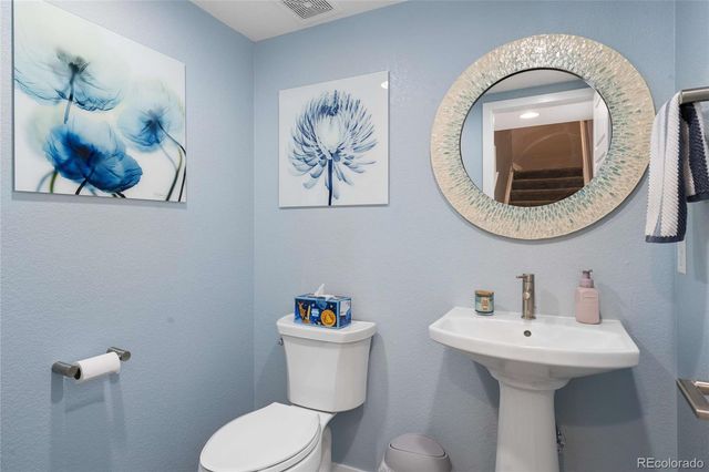 8871 Southurst Street, Littleton, CO 80129