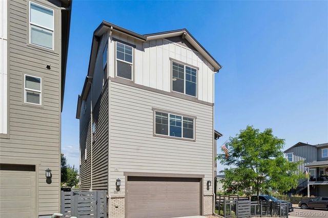 8871 Southurst Street, Littleton, CO 80129