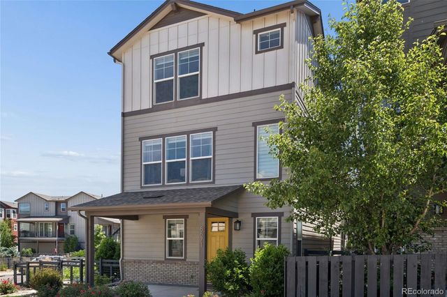 8871 Southurst Street, Littleton, CO 80129