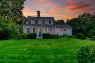 6 Marthas Lane, Harwich, MA 02645