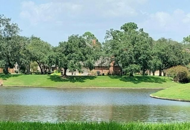 5523 Fragrant Cloud Drive, Houston, TX 77041