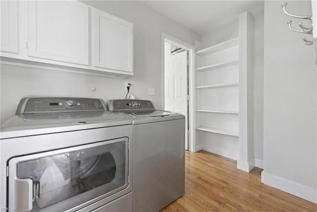 213 Jakes LN, Newport News, VA 23608