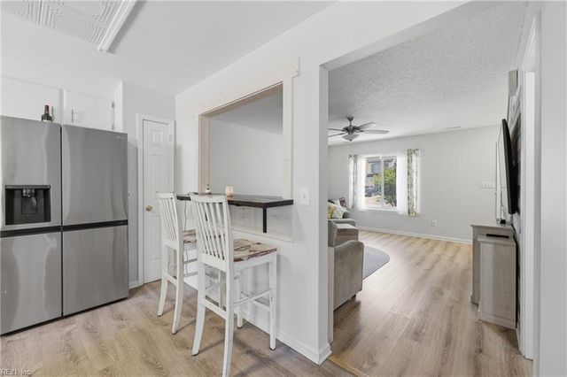 213 Jakes LN, Newport News, VA 23608