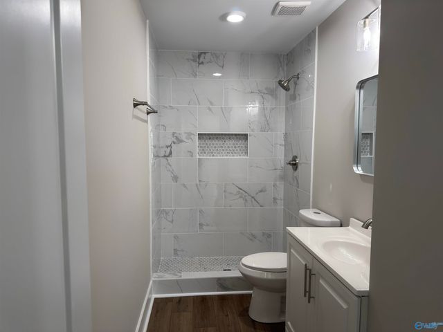 2714 Winchester Road NW, Huntsville, AL 35810