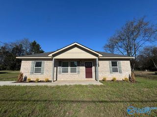 2714 Winchester Road NW, Huntsville, AL 35810