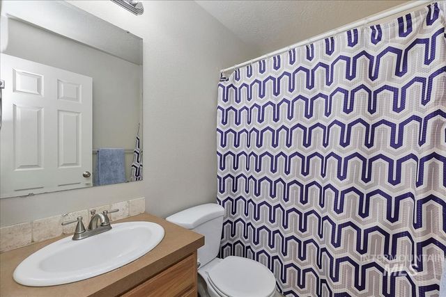 20535 Hancock Ave, Caldwell, ID 83605