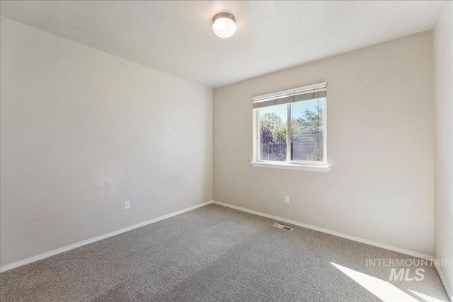 20535 Hancock Ave, Caldwell, ID 83605